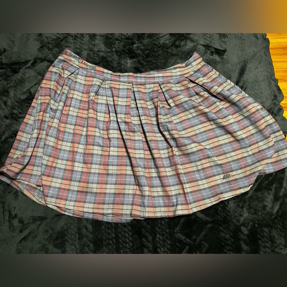 Women’s Plaid Hot Topic Skirt